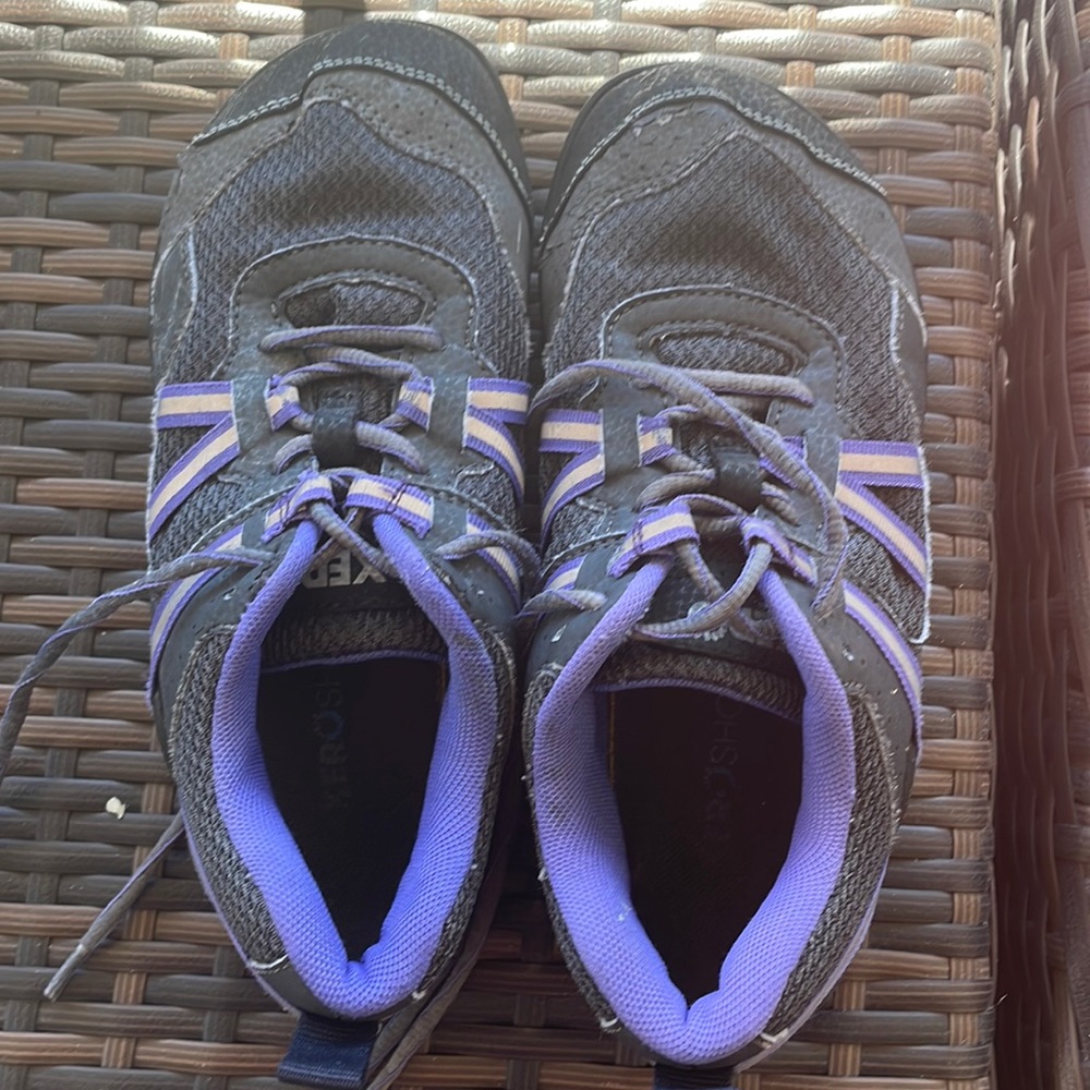 Zero Prio Kids size 4 minimalist tennis shoes- purple and gray